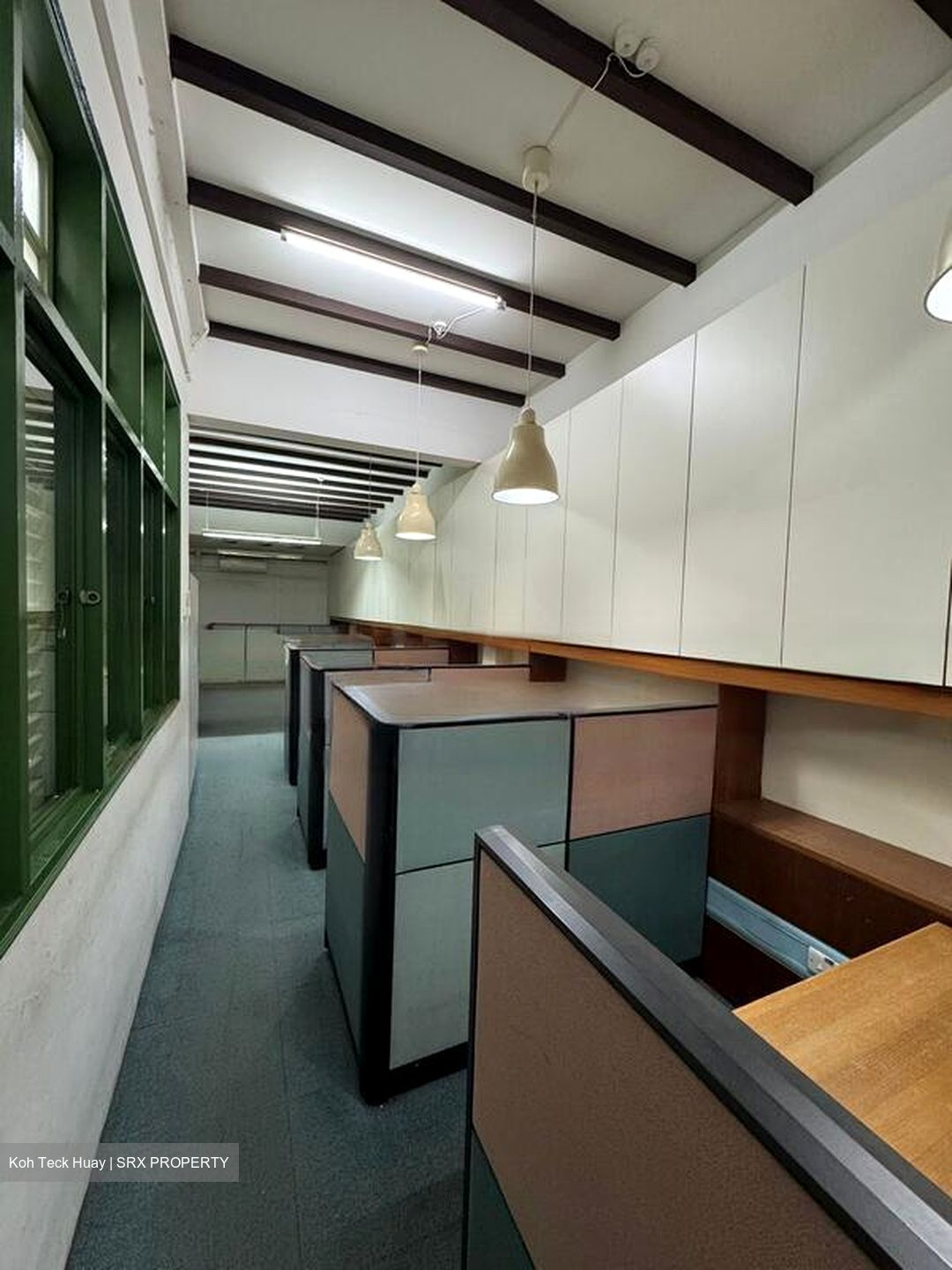 Pekin Street (D1), Office #461230431